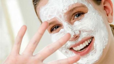 ماسكات طبيعية للقضاء على شحوب البشرة استعداد للعيد