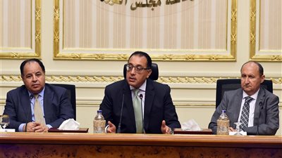 رئيس الوزراء يعلن تفعيل البرنامج الجديد لتحفيز الصادرات.. ويؤكد: نسعى بكل قوة لتعميق التصنيع المحلي.. تخصيص 6 مليارات جنيه لدعم المصدرين.. توفير أراض للمصدرين أصحاب المستحقات