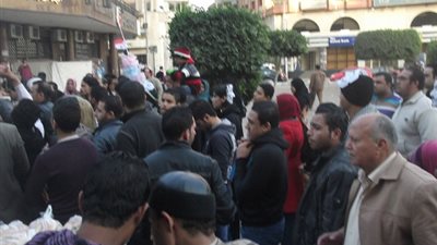 تزايد أعداد المتظاهرين بالمنصورة فى ثالث أيام العصيان