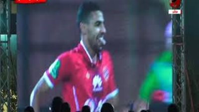 الأهلي يدعم مؤمن زكريا بأغنية خاصة ومؤثرة قبل رحلة العلاج (فيديو)