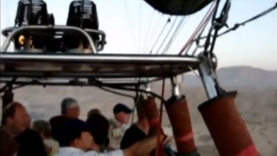 فيديو يرصد حادث منطاد الأقصر فى 2011
