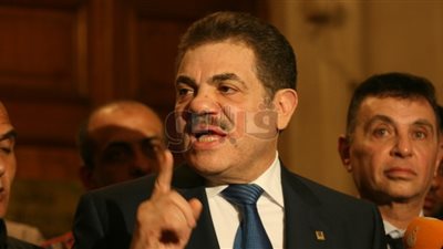 3 سيناريوهات للخروج من أزمة «الوفد» المالية