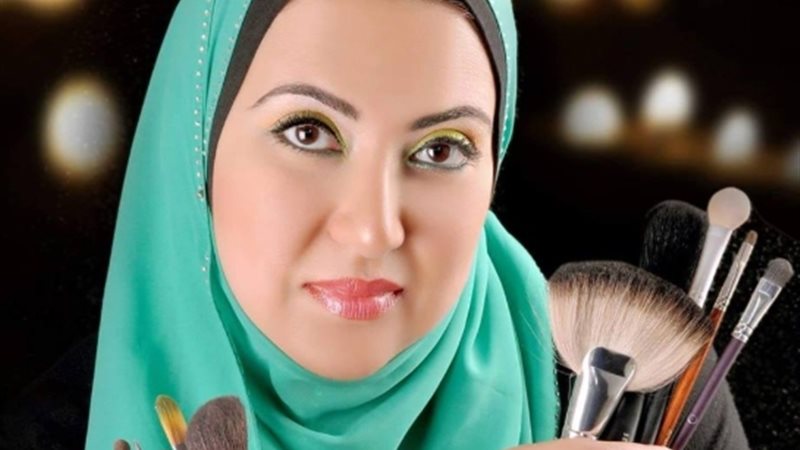 خبيرة التجميل مي