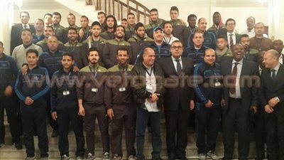 الاتحاد الأفريقي يعتمد تأجيل لقاء المقاصة والدفاع «ساعتين»