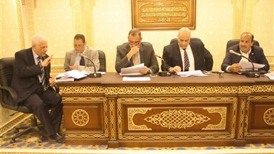 المالية: التعامل بحسم مع مخالفات الصناديق الخاصة