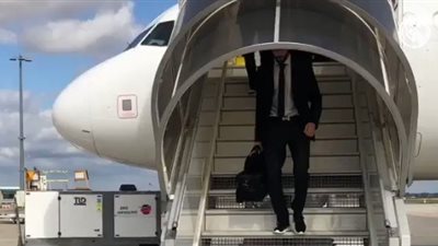 ريـال مدريد يصل باريس قبل لقاء سان جيرمان (فيديو)