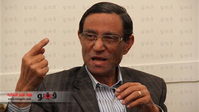 مترجم مبارك العبري: 