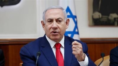 نتنياهو يتسول أصوات الناخبين على طريقة الباعة الجائلين (فيديو)