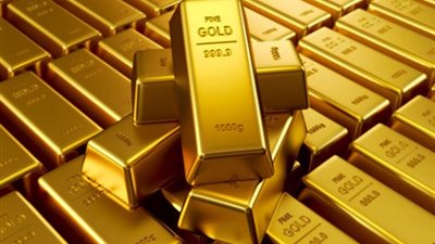 أسعار الذهب ترتفع بفعل هبوط الدولار