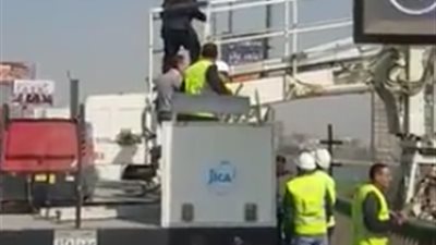بالفيديو.. هيئة «الطرق» تواصل صيانة الكباري القديمة