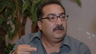 إبراهيم عيسى: 