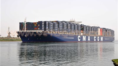 ميناء نويبع يستقبل 74 راكبا و12 شاحنة