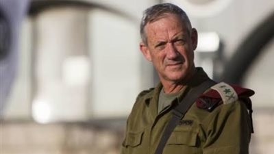 جانتس بديل نتنياهو.. أفعى جلدها ناعم وفمها مليئ بالسم