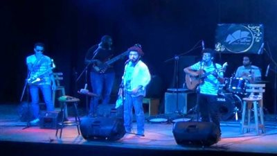 «أوسكاريزما» تبهر جمهور الإسكندرية في معرض الكتاب