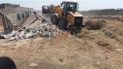 إزالة 82 حالة تعد بالبناء على أراضي زراعية وخط التنظيم بمركز الفتح