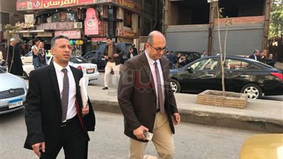 وصول «خالد علي» لمستأنف الدقي لمحاكمته في «الفعل الفاضح»