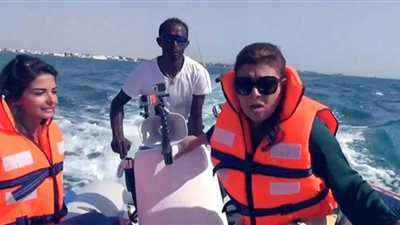 بالفيديو.. نشوى مصطفى تصرخ بشكل هيستيري في «رامز قرش البحر»