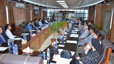 مؤتمر علمي استعدادا لبدء العام الجامعي في حقوق المنصورة (صور)