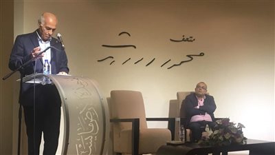 وزير الثقافة الفلسطيني يطلق روايته 