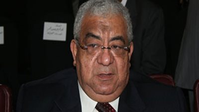 أسامة الشيخ يلتقي النائب العام للحصول على شهادة البراءة