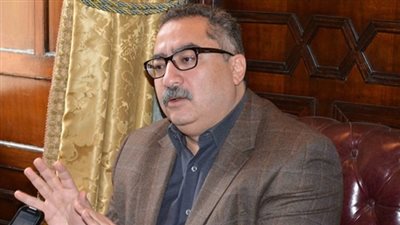 تأجيل محاكمة إبراهيم عيسى في سب مرشح برلمانى لـ 12 مارس