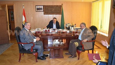 بالصور.. محافظ الفيوم يستقبل مجلس إدارة «مصر المقاصة»