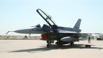 الولايات المتحدة تبيع لباكستان مقاتلات إف 16