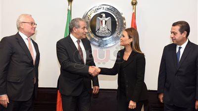 مصر وإيطاليا توقعان اتفاقية لإنشاء 10 صوامع بقيمة 360 مليون جنيه