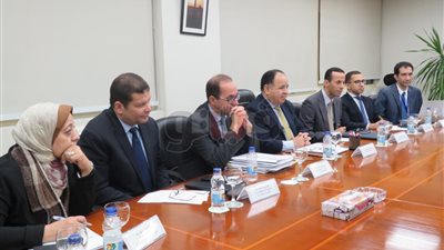 وزير المالية لنظيره بجنوب السودان: لجنة مشتركة لاستغلال فرص التعاون الاقتصادي