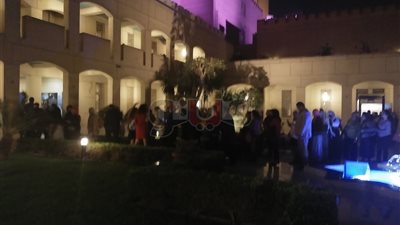 طوابير أمام الأوبرا لحضور باليه «بحيرة البجع» لفرقة روسية