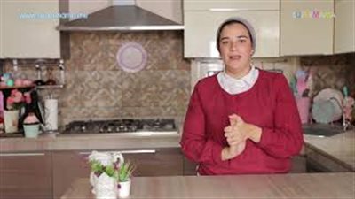 اعرفي الطريقة الصحيحة لتنظيف الكاتيل والغسالة (فيديو)