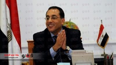 وزير الإسكان: العاصمة الإدارية الجديدة تبعد ٦٠ كم عن السويس والعين السخنة.. وتتكامل مع تنمية محور قناة السويس.. 