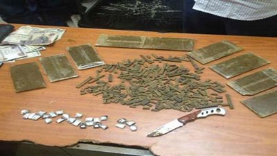 ضبط غطاس وعاطل بحوزتهما مواد مخدرة في الغردقة