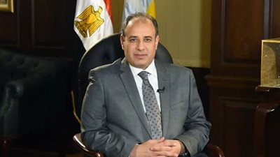 محافظ الإسكندرية: إقامة محطة معالجة ثلاثية لخدمة ٩٦٠ وحدة