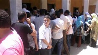 اشتباكات بالأيدي داخل 