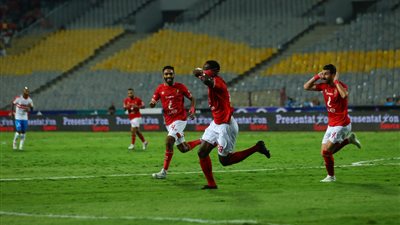 الأهلي بطل السوبر المصري بعد الفوز على الزمالك 3-2