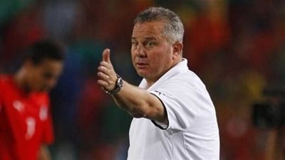 المنتخب الأوليمبي يواجه الجزائر في معسكر مايو ويونيو