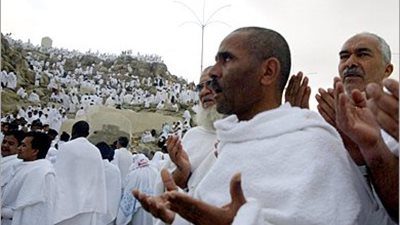 بدء وصول الدفعة الثالثة من حجاج غزة