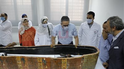 ١٥ صورة ترصد جولة وزير الآثار بالمتحف القومي للحضارة