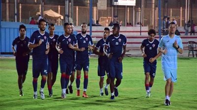 الزمالك يؤدي مرانه الصباحي بعد خسارة السوبر