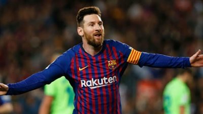 ميسي على مقاعد بدلاء برشلونة في مواجهة غرناطة بالدوري الإسباني