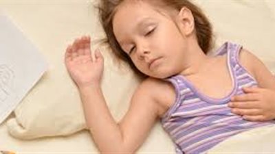 8 نصائح لراحة طفلك أثناء النوم
