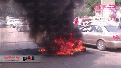 بالفيديو والصور.. الإخوان يقطعون مزلقان عين شمس بالإطارات المشتعلة