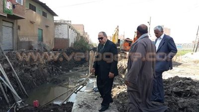 بالصور.. «السعيد» يتفقد أعمال تغطية الترعة الباسوسية بالقناطر