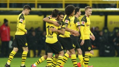 بوروسيا دورتموند يسقط في فخ التعادل مع فرانكفورت 2/2 بالدوري الألماني
