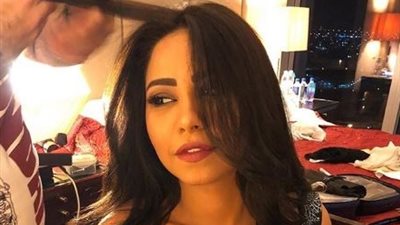 شيرين من كواليس حفل دبي: «مين قال إن الاستعداد ممل»