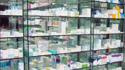 «الحق في الدواء» يطالب بإنتاج «سوفالدي» محليا.. ويؤكد: التضخيم في العلاج بالدواء الجديد هدفه التغطية على فشل جهاز الجيش.. الحكومة تبيع الوهم للمصريين.. و«مافيا الأدوية العالمي