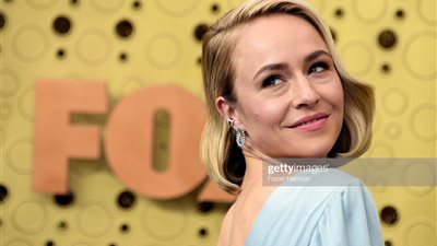 كيلي أوزبورن وسارة أيزنبرج تتألقان في حفل جوائز الإيمي (صور)