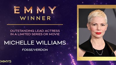 ميشيل ويليامز تحصد جائزة أفضل ممثلة بمسلسل محدود في حفل الإيمي