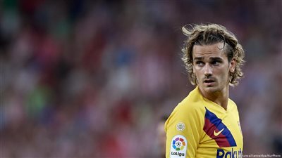 برشلونة يخشى تكرار سيناريو كوتينيو مع نجمه الجديد